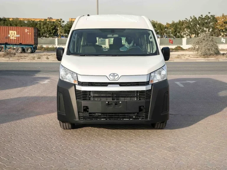 2026 Toyota Hiace HR Passenger 2.8L L4 Diesel M/T
