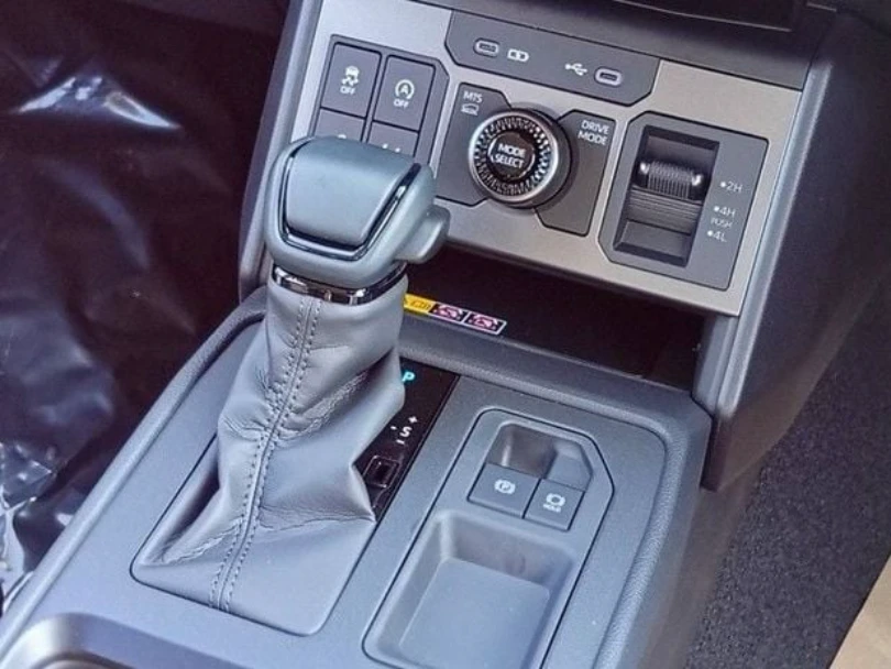 2026 Toyota Hilux Travo 2.8L L4 Diesel - Beyond Autos - www.beyondautos.com