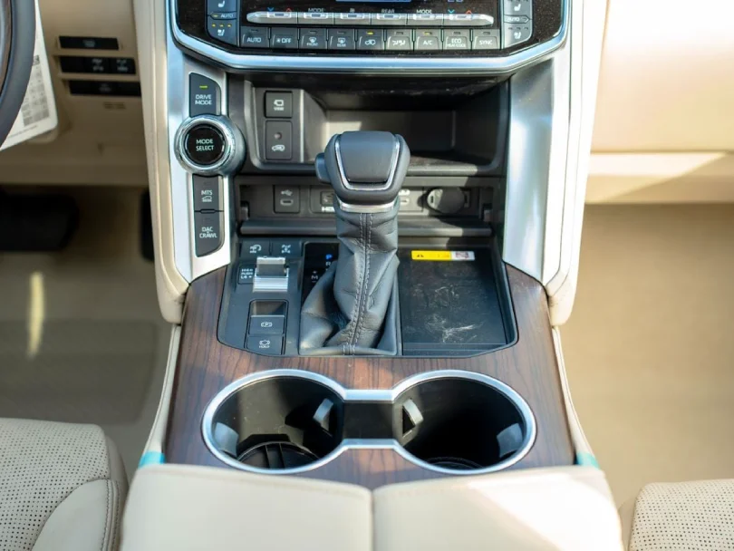 2026 Toyota Land Cruiser LC300 VX 3.6L V6 Twin Turbo 1-Motor Hybrid HEV Petrol - Beyond Autos - www.beyondautos.com