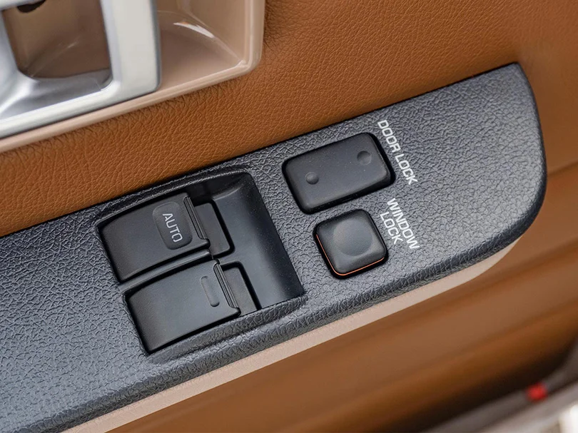 2026 Toyota Land Cruiser LC71 4.0L V6 Petrol - Beyond Autos - www.beyondautos.com