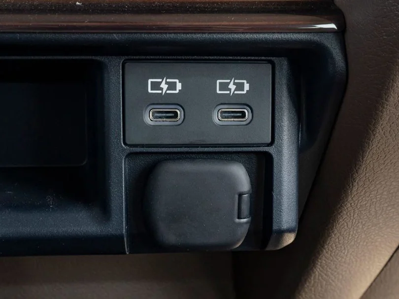 2026 Toyota Land Cruiser LC79 2.8L L4 Turbo Diesel - Beyond Autos - www.beyondautos.com